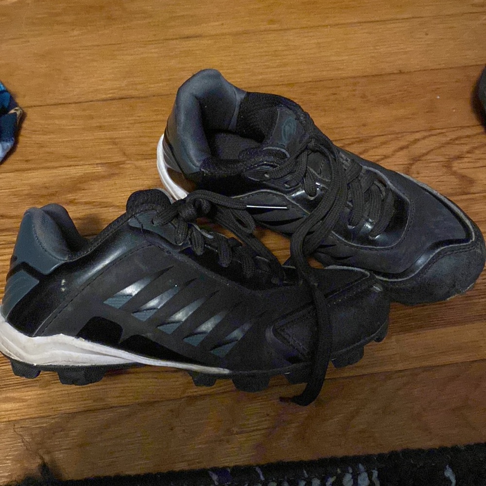Kids unisex soccer baseball cleats